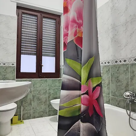 Eduardo Lucena 5, Puente Apartment *