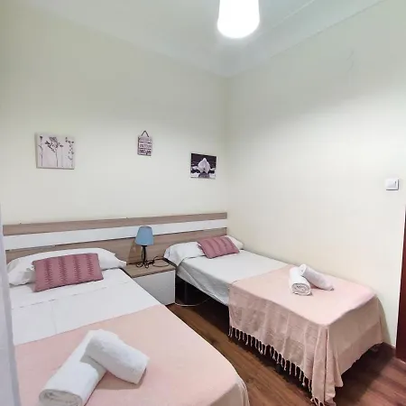 Eduardo Lucena 5, Puente Apartment